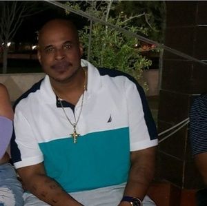 Meet your Posher, Dee